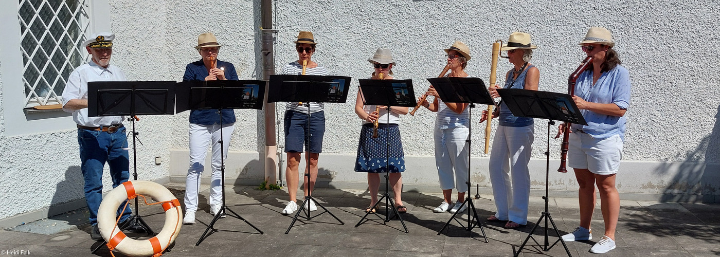 FLötenensemble mit Impressionen aus Hamburg